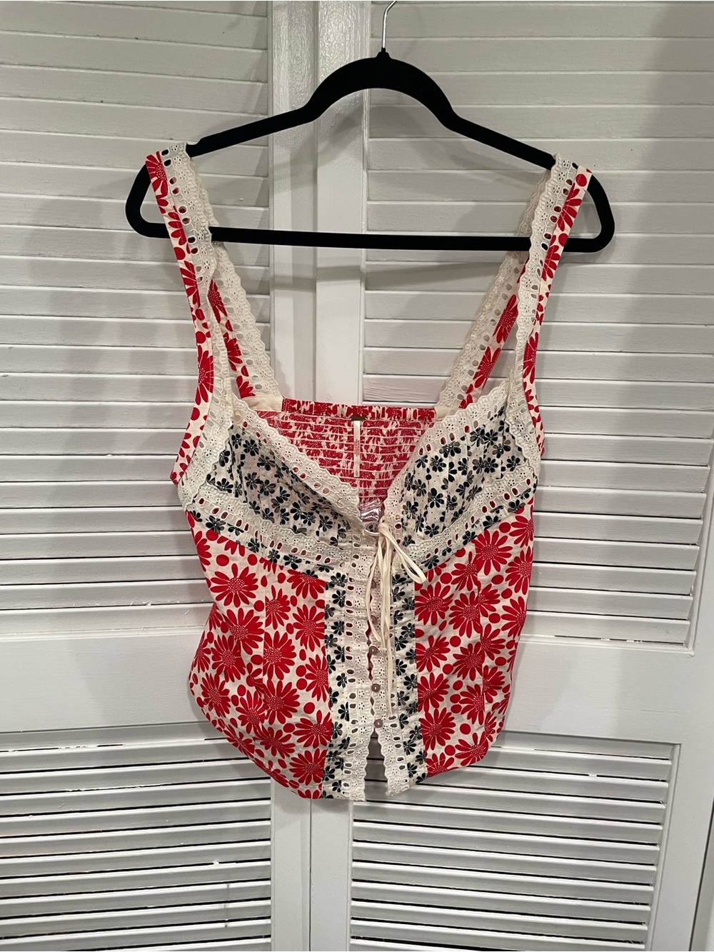 NWT Free People Red, Black & Cream Floral Lace-Trim Tie-Front Top - Picture 2 of 7